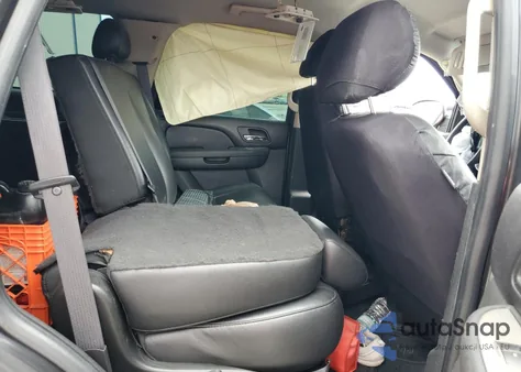 2023 Chevrolet Tahoe C1500 Lt z USA, uszkodzony, nr VIN 1GNSCNKD5PR136196